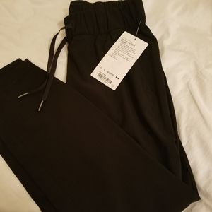 Lululemon On the fly Pant *Woven